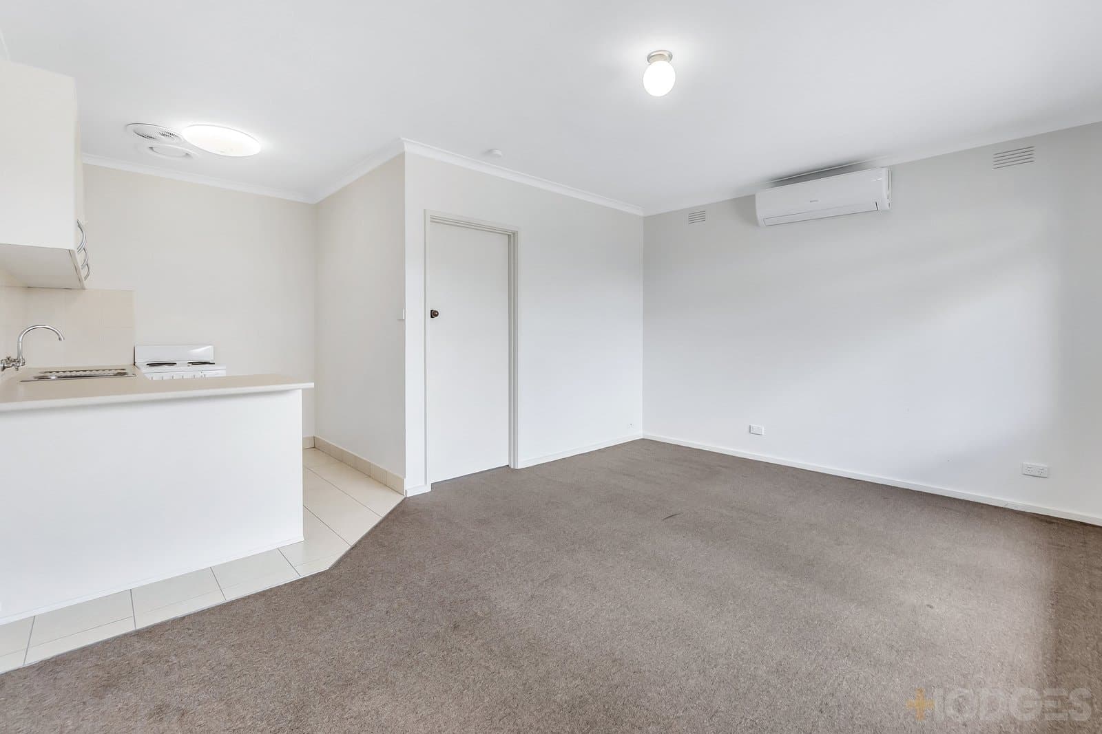 9 / 9 Barry Street, Mentone, VIC, 3194, Mentone - Thumbnail 2