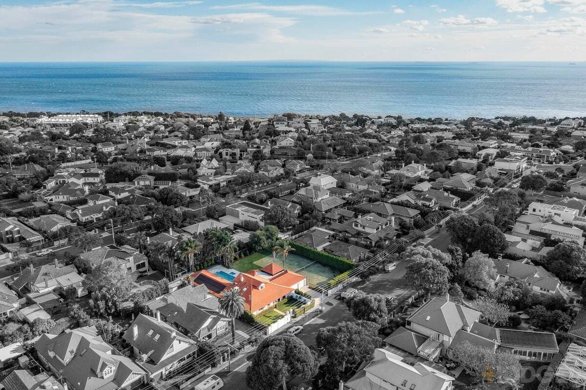 Melbourne, VIC, Sandringham - Thumbnail 5