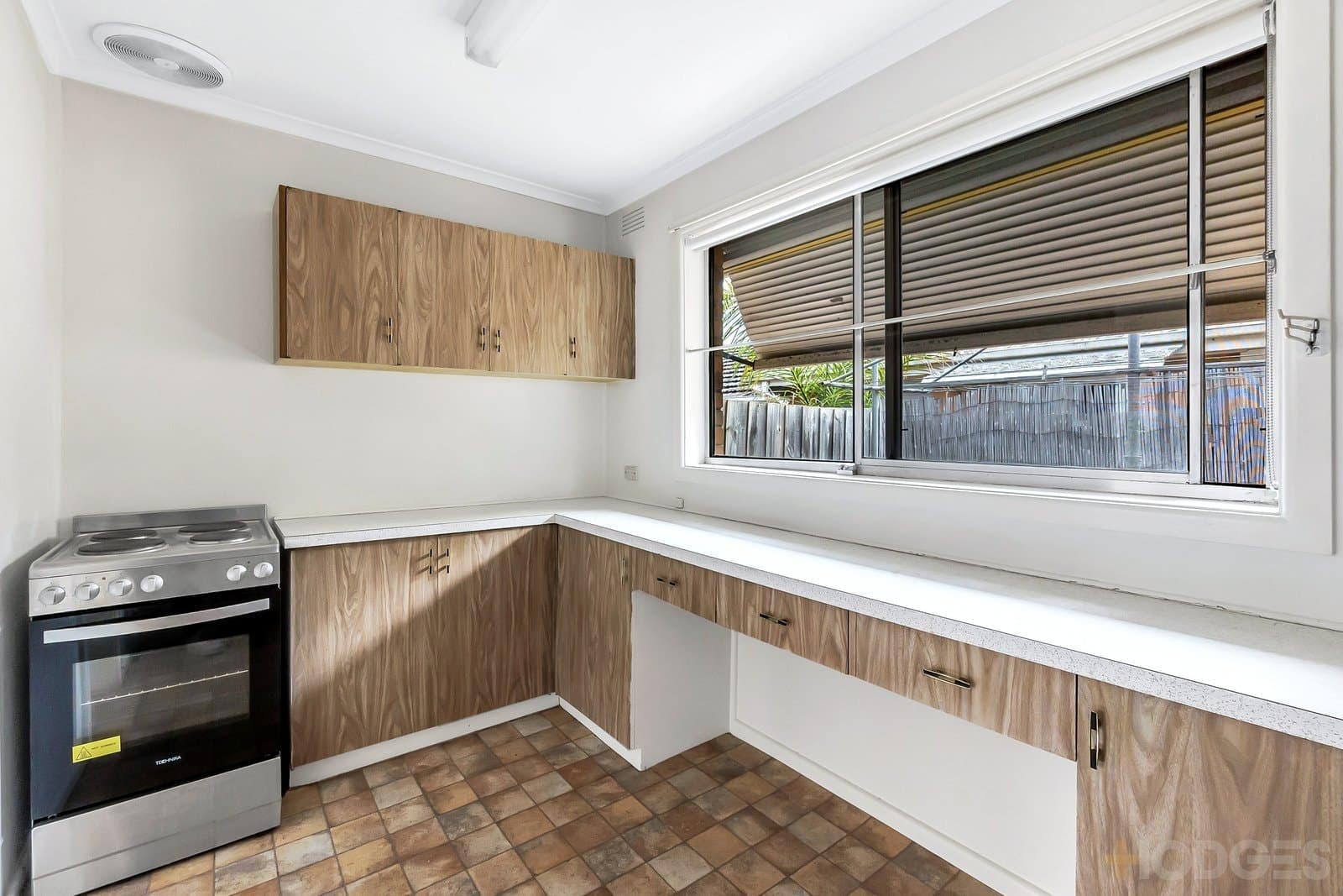 2 / 32 Collins Street, Mentone, VIC, 3194, Mentone - Thumbnail 3