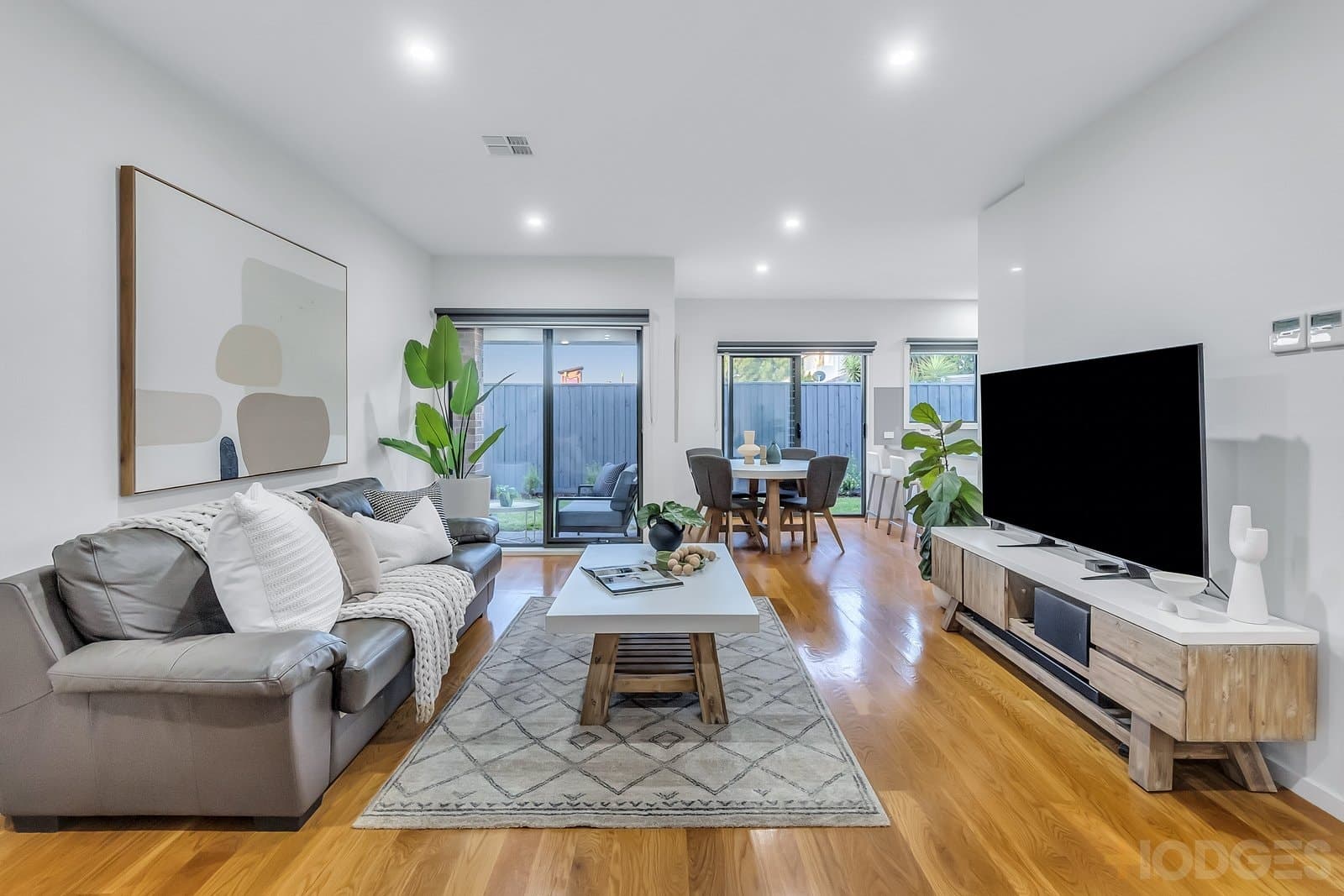 2 / 29 Cox Street, Cheltenham, VIC, 3192, Cheltenham - Thumbnail 2
