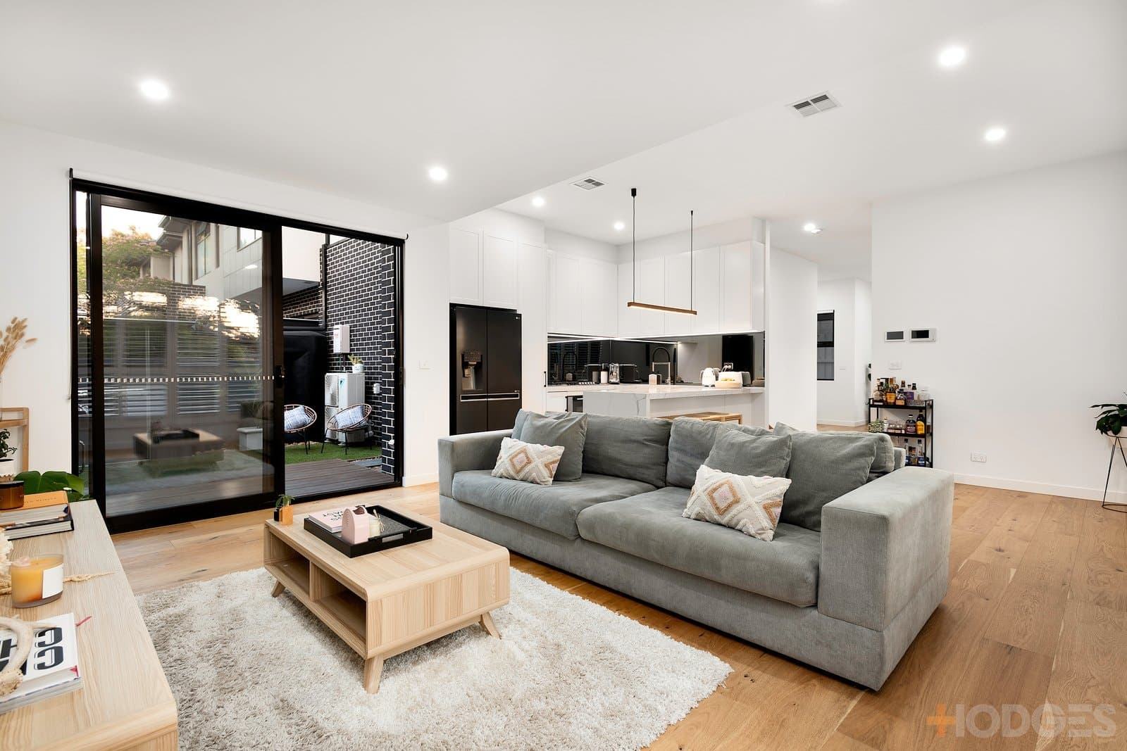 1 / 274 Bluff Road, Sandringham, VIC, 3191, Sandringham - Thumbnail 2
