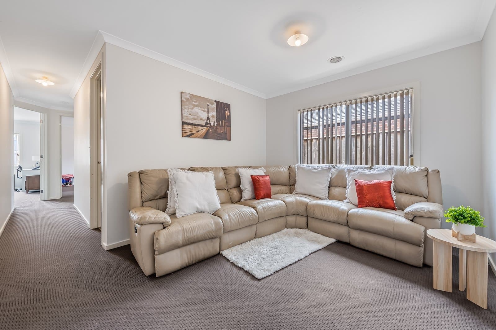 13 Rowan Avenue, Williams Landing, VIC, 3027, Williams Landing - Thumbnail 7