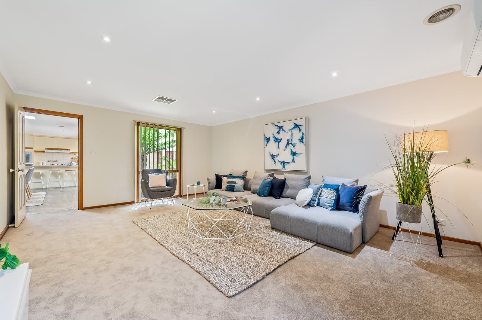 77 Dowling Avenue, Hoppers Crossing, VIC, 3029, Hoppers Crossing - Thumbnail 2