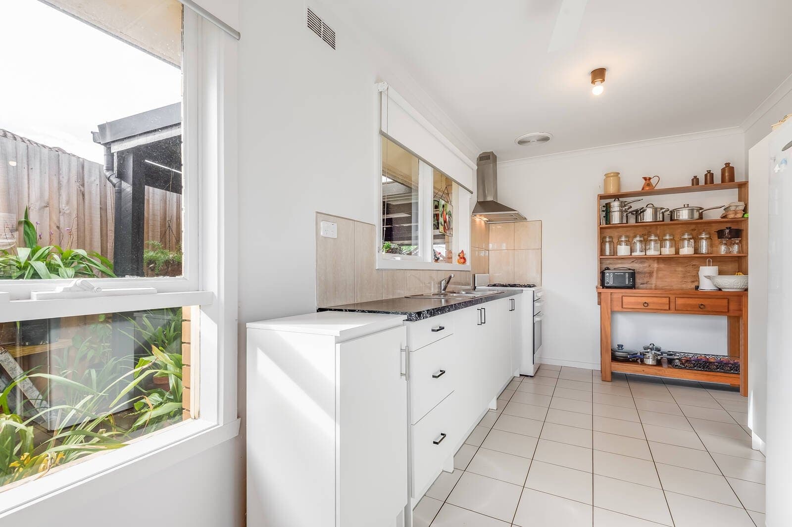 7 Tamarind Crescent, Werribee, VIC, 3030, Werribee - Thumbnail 3