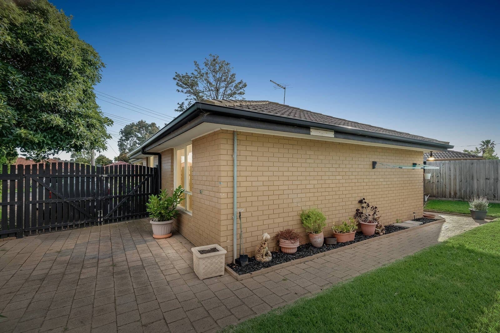 7 Tamarind Crescent, Werribee, VIC, 3030, Werribee - Thumbnail 7