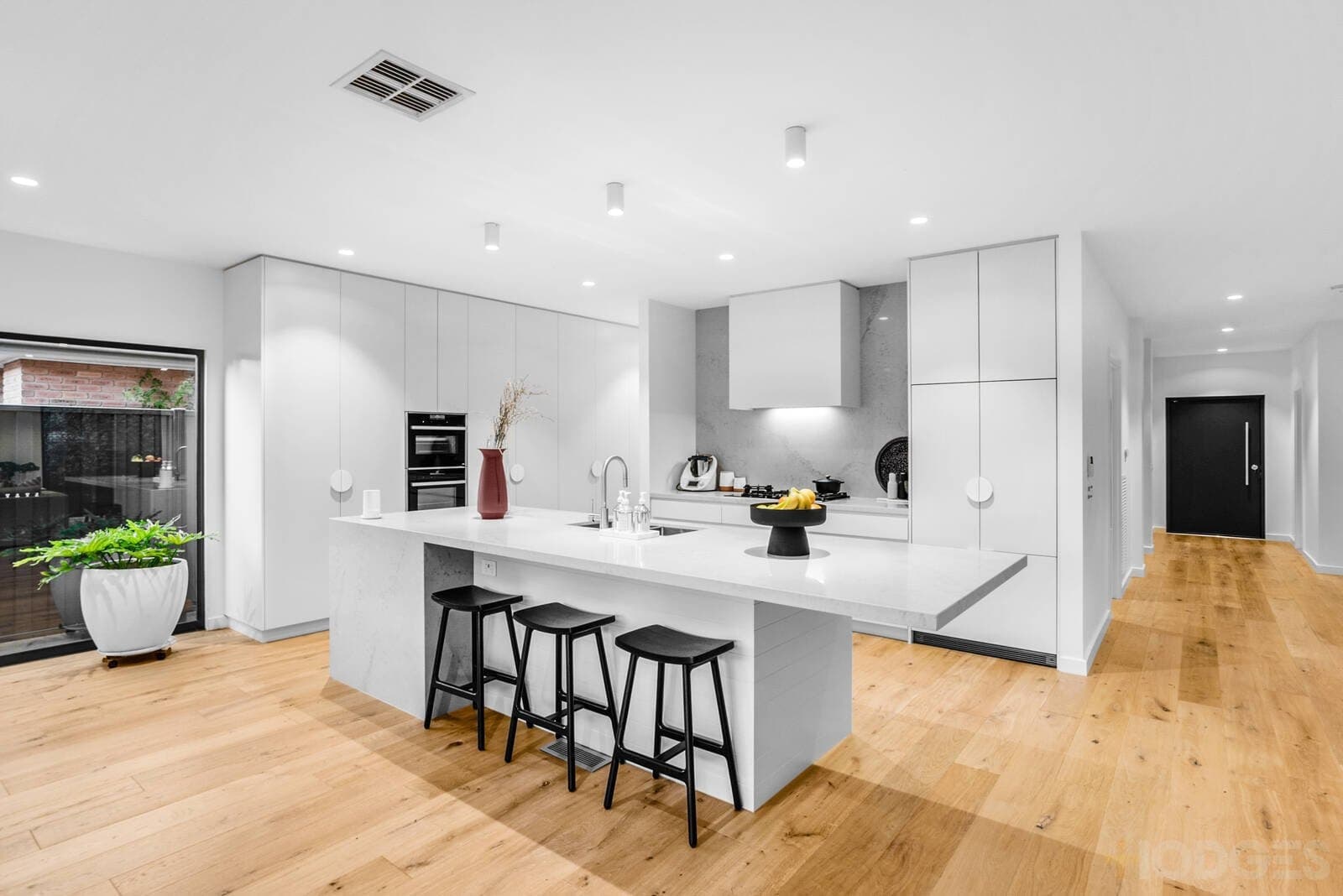 12 Eveline Avenue, Parkdale, VIC, 3195, Parkdale - Image 1