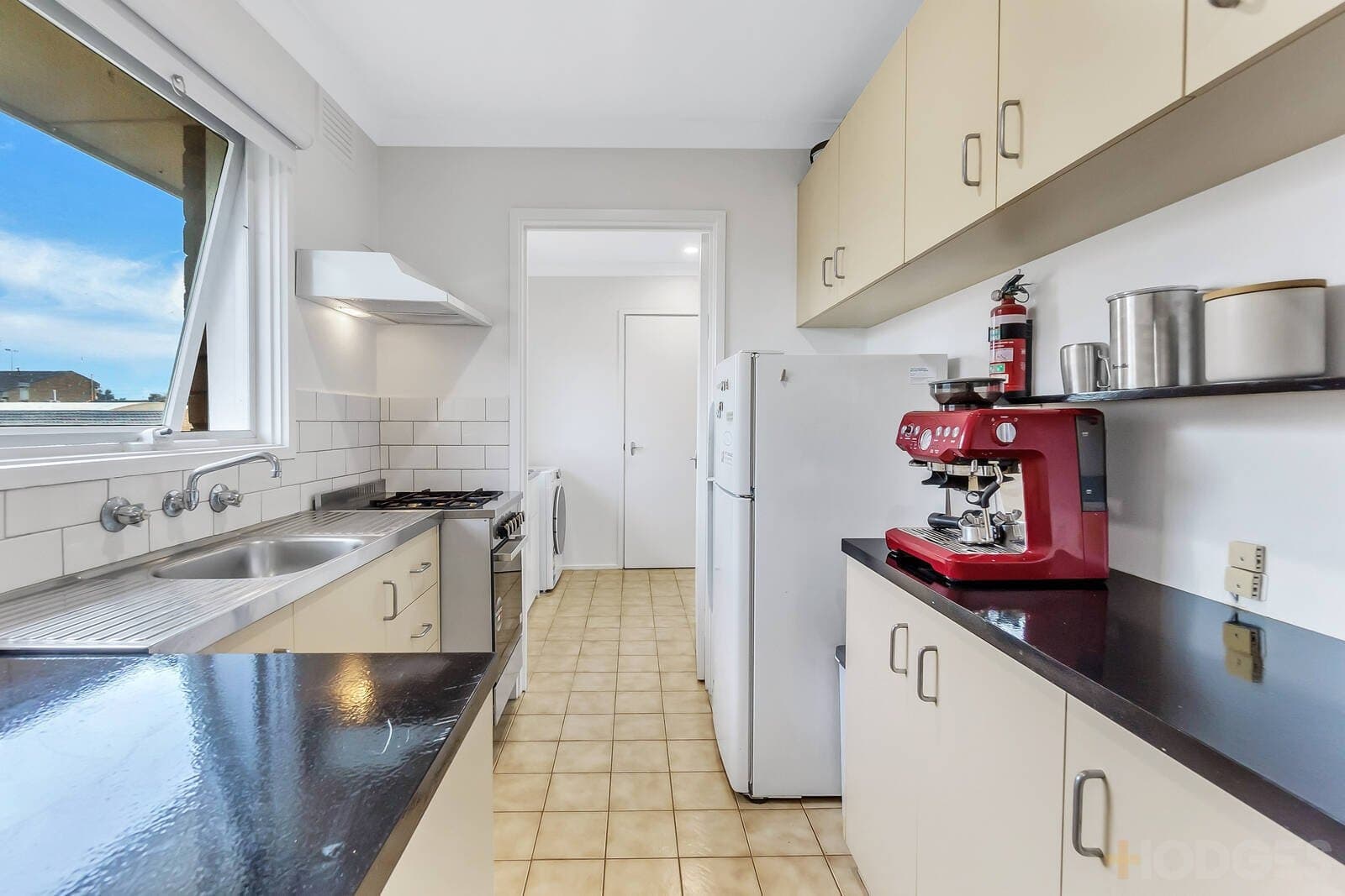 25 / 5-7 Brindisi Street, Mentone, VIC, 3194, Mentone - Thumbnail 2
