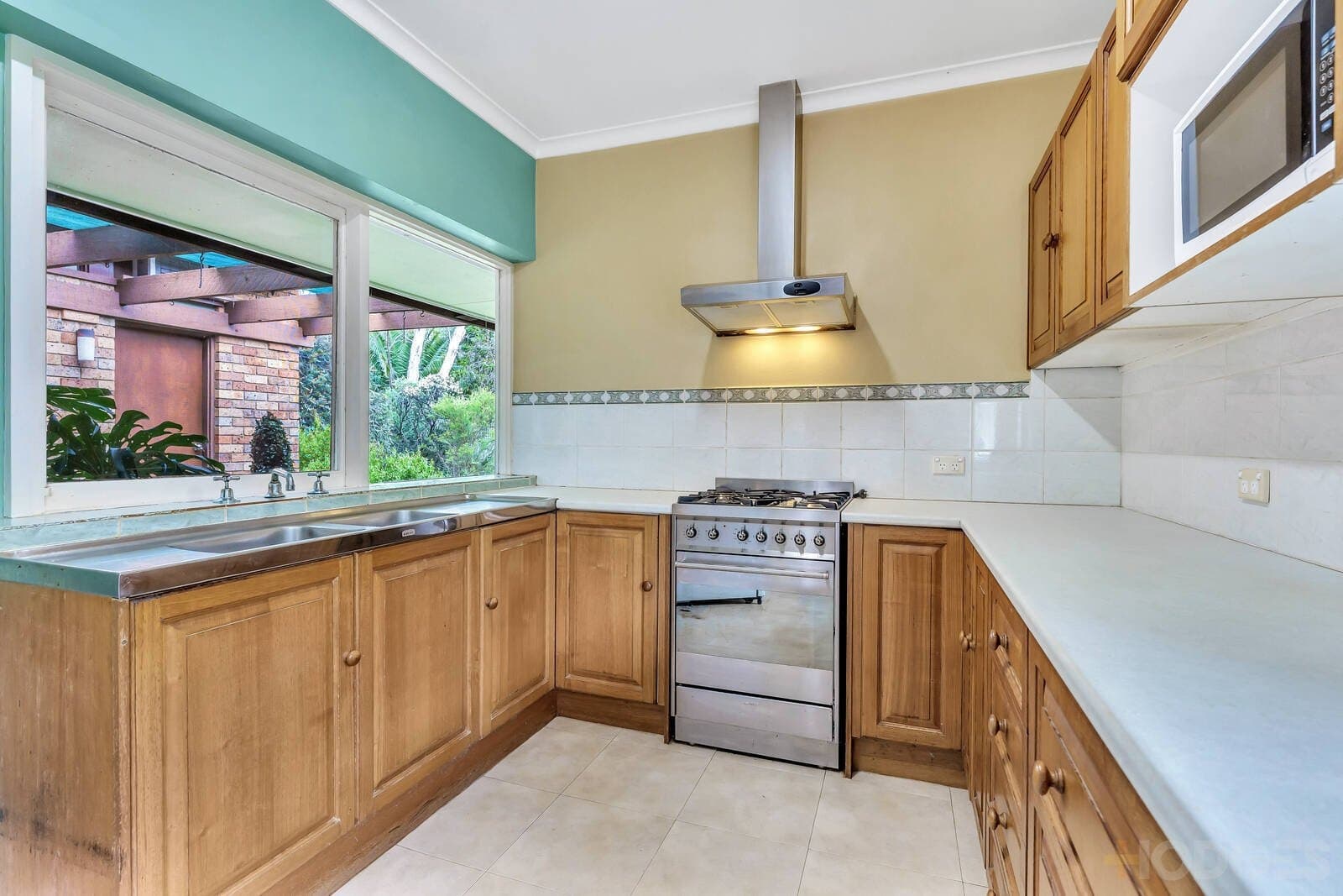 34 Lochiel Avenue, Edithvale, VIC, 3196, Edithvale - Thumbnail 3