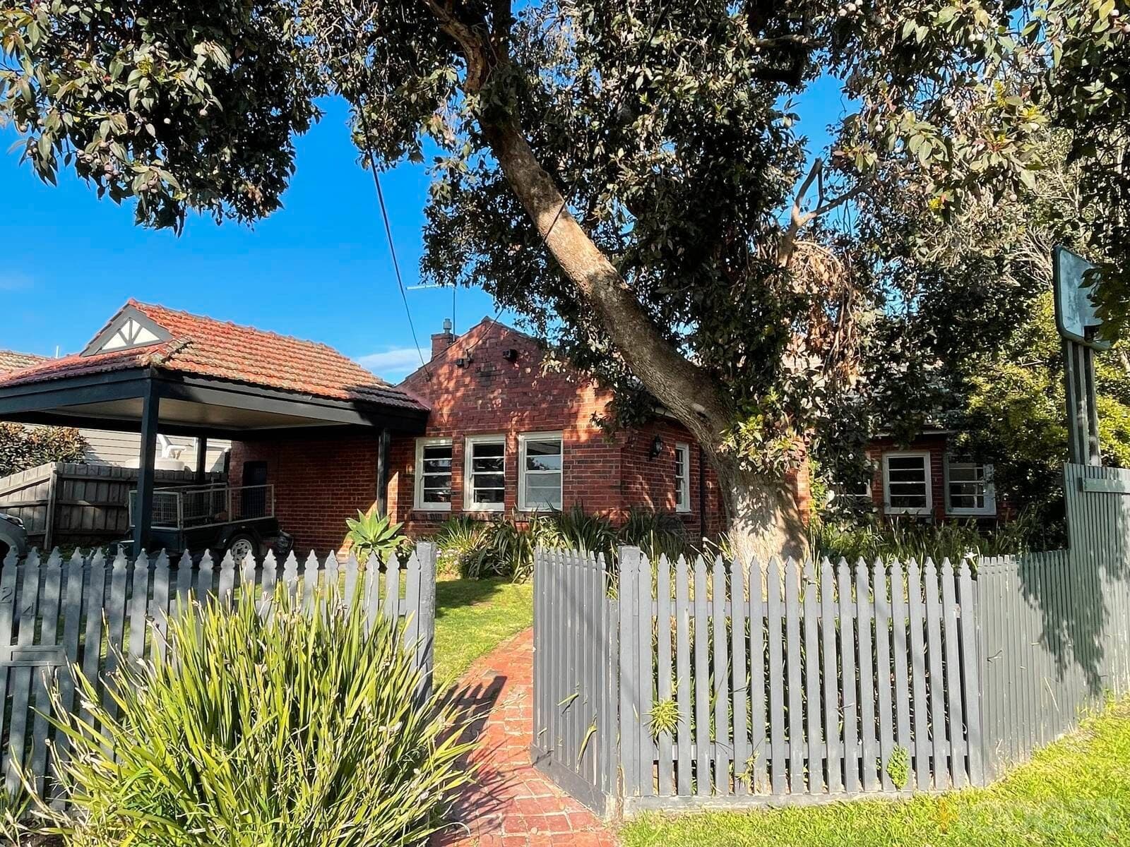 24 Seventh Street, Parkdale, VIC, 3195, Parkdale - Thumbnail 2