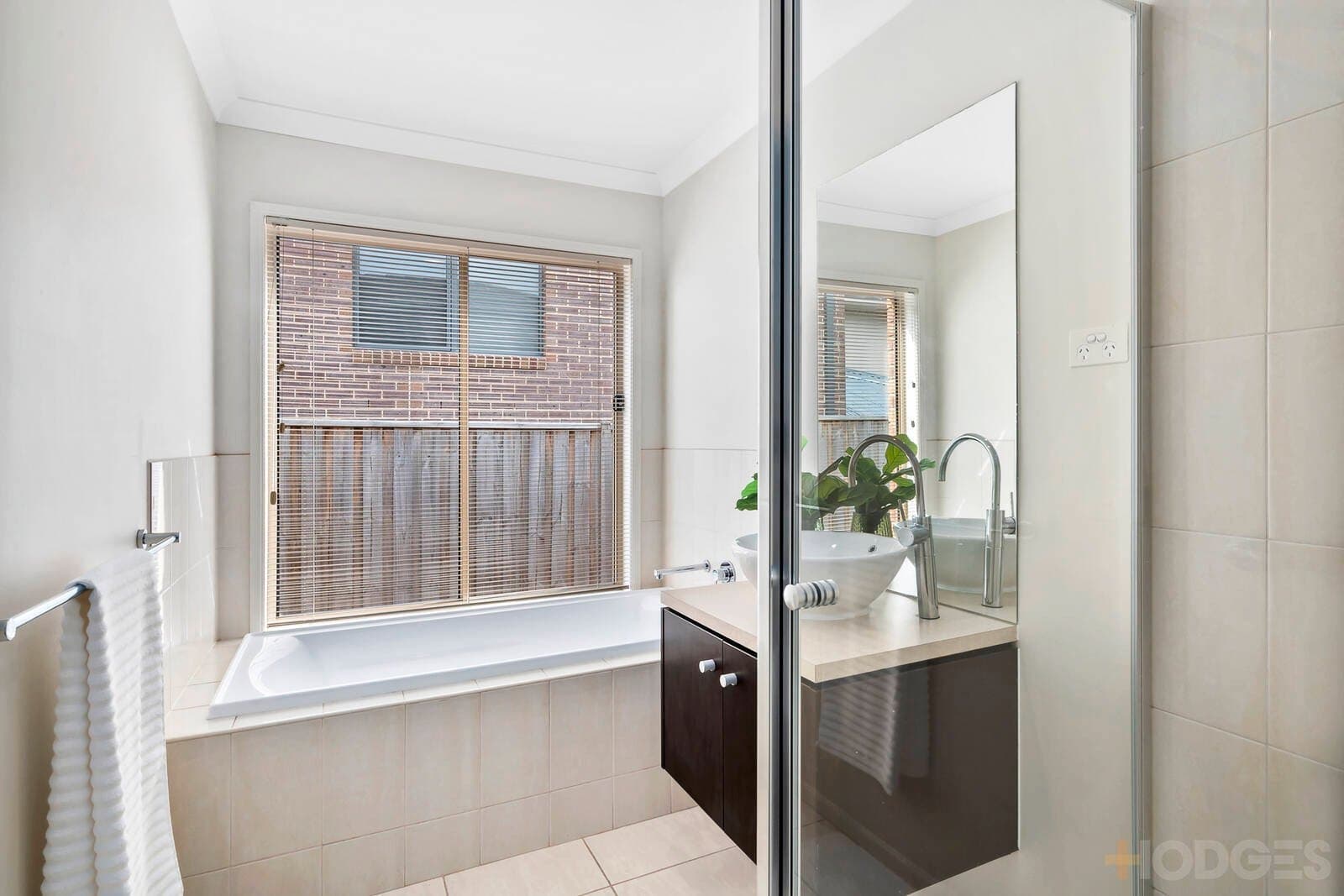 21 Esperence Crescent, Highton, VIC, 3216, Highton - Thumbnail 7