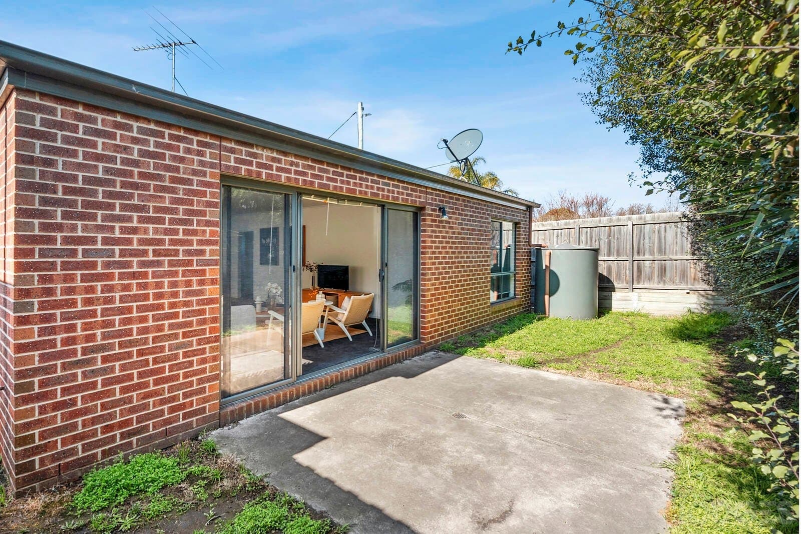 1 / 34 Weeroona Avenue, Hamlyn Heights, VIC, 3215, Hamlyn Heights - Thumbnail 5