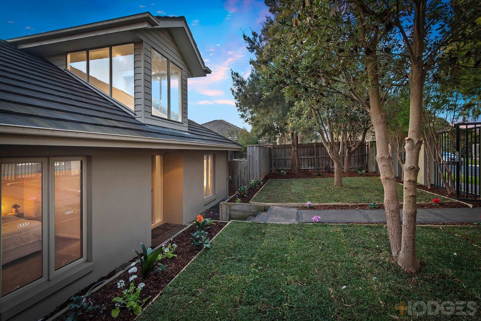 1 / 17 Tulip Grove, Cheltenham, VIC, 3192, Cheltenham - Thumbnail 2