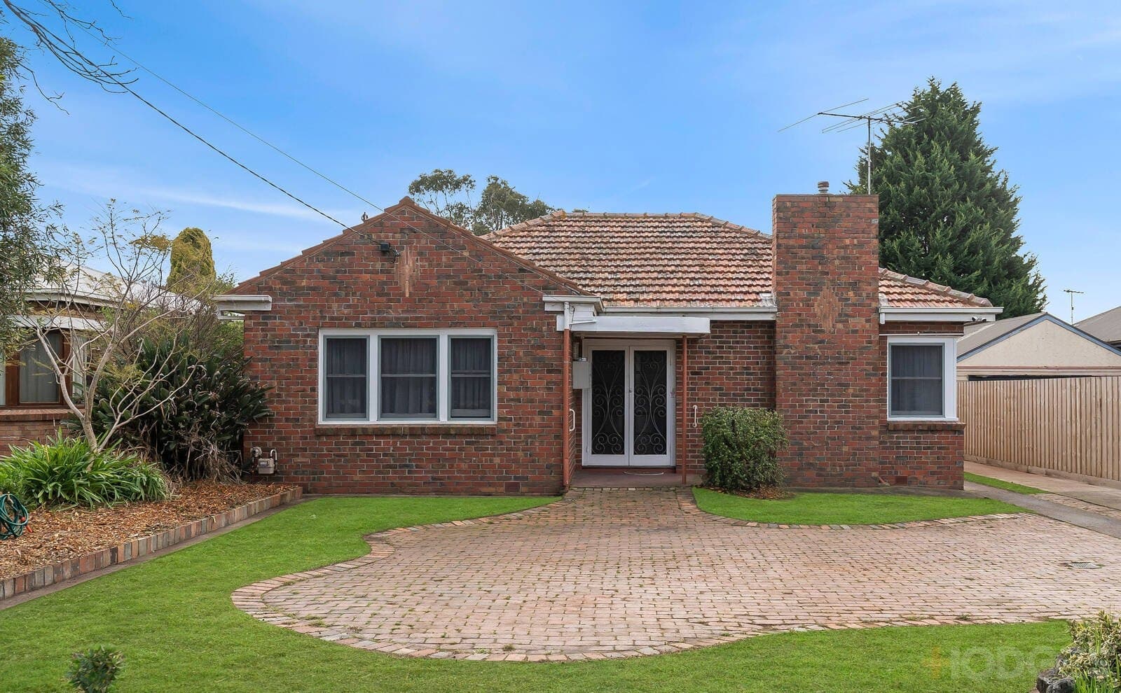 144 Church Street Hamlyn Heights, Hamlyn Heights - Thumbnail 2