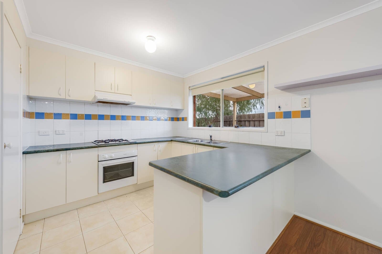 11 Fiona Court, Werribee, VIC, 3030, Werribee - Thumbnail 2