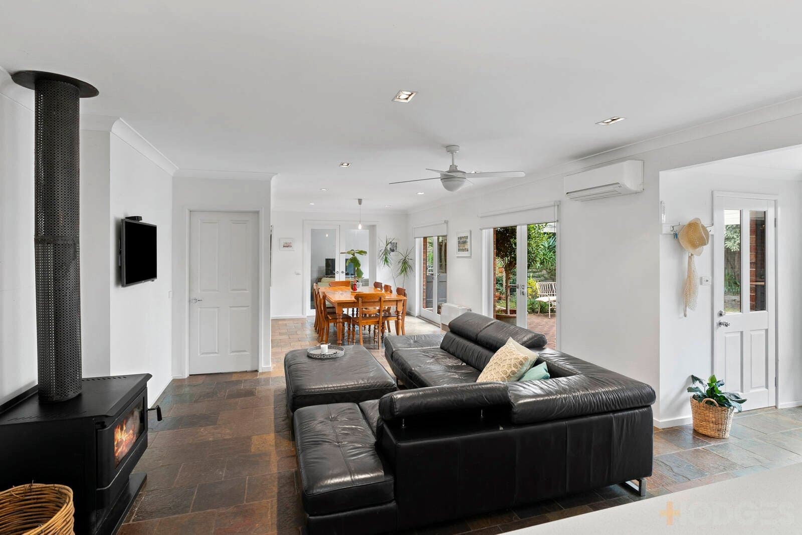 43 James Cook Drive, Wandana Heights, VIC, 3216, Wandana Heights - Thumbnail 3
