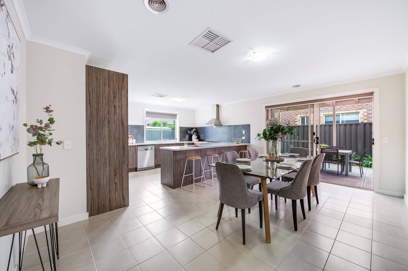 19 Brockwell Crescent, Manor Lakes, VIC, 3024, Manor Lakes - Thumbnail 6