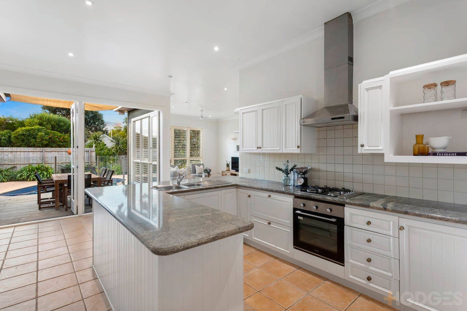 83 Linacre Road, Hampton, VIC, 3188, Hampton - Thumbnail 8