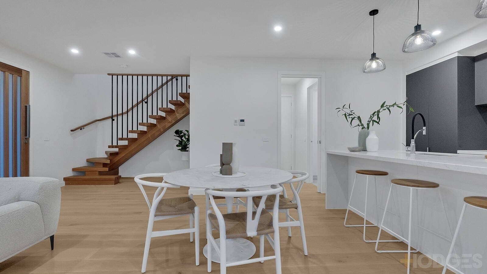 2 / 61 Follett Road, Cheltenham, VIC, 3192, Cheltenham - Thumbnail 6