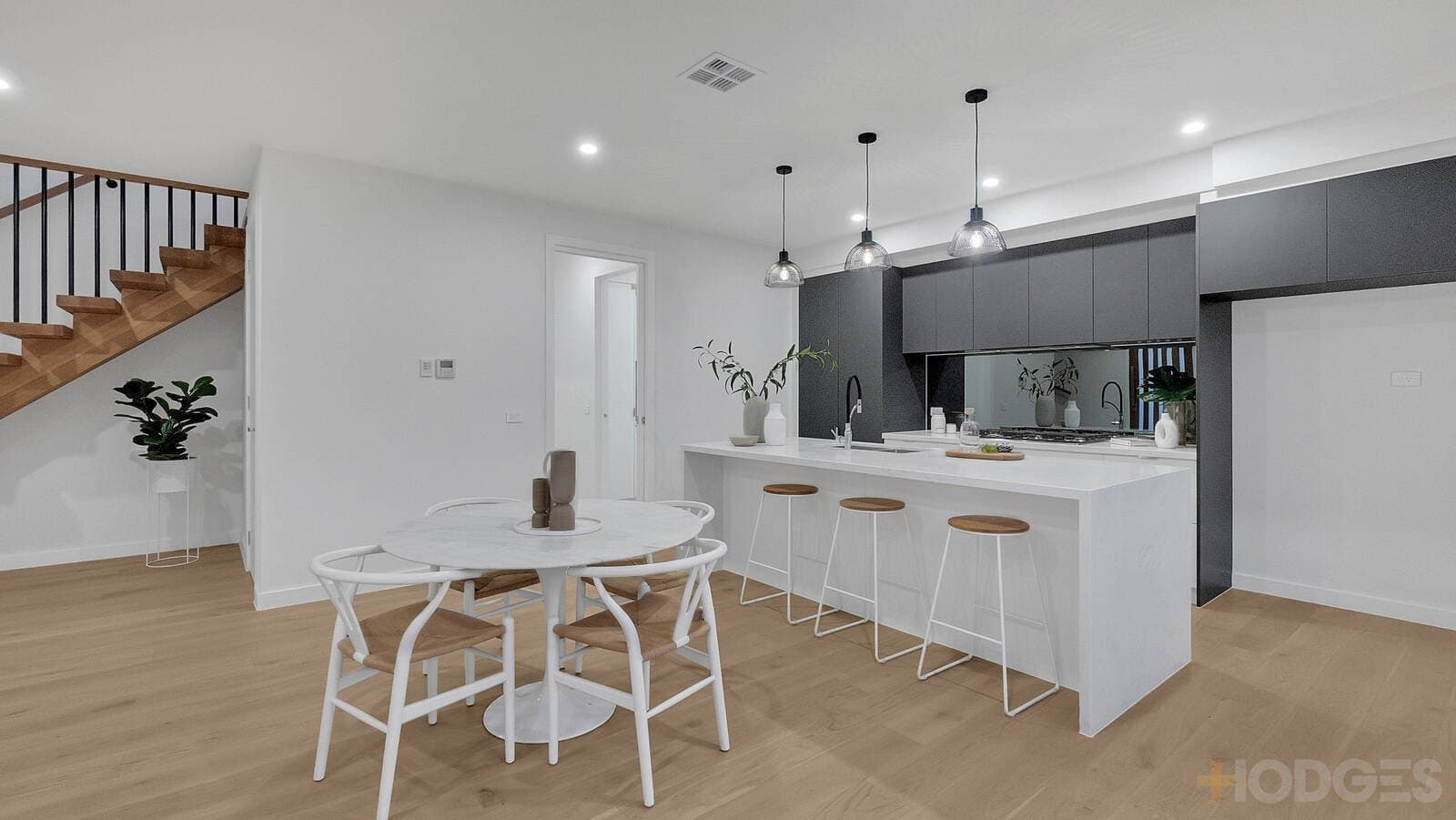 2 / 61 Follett Road, Cheltenham, VIC, 3192, Cheltenham - Thumbnail 7