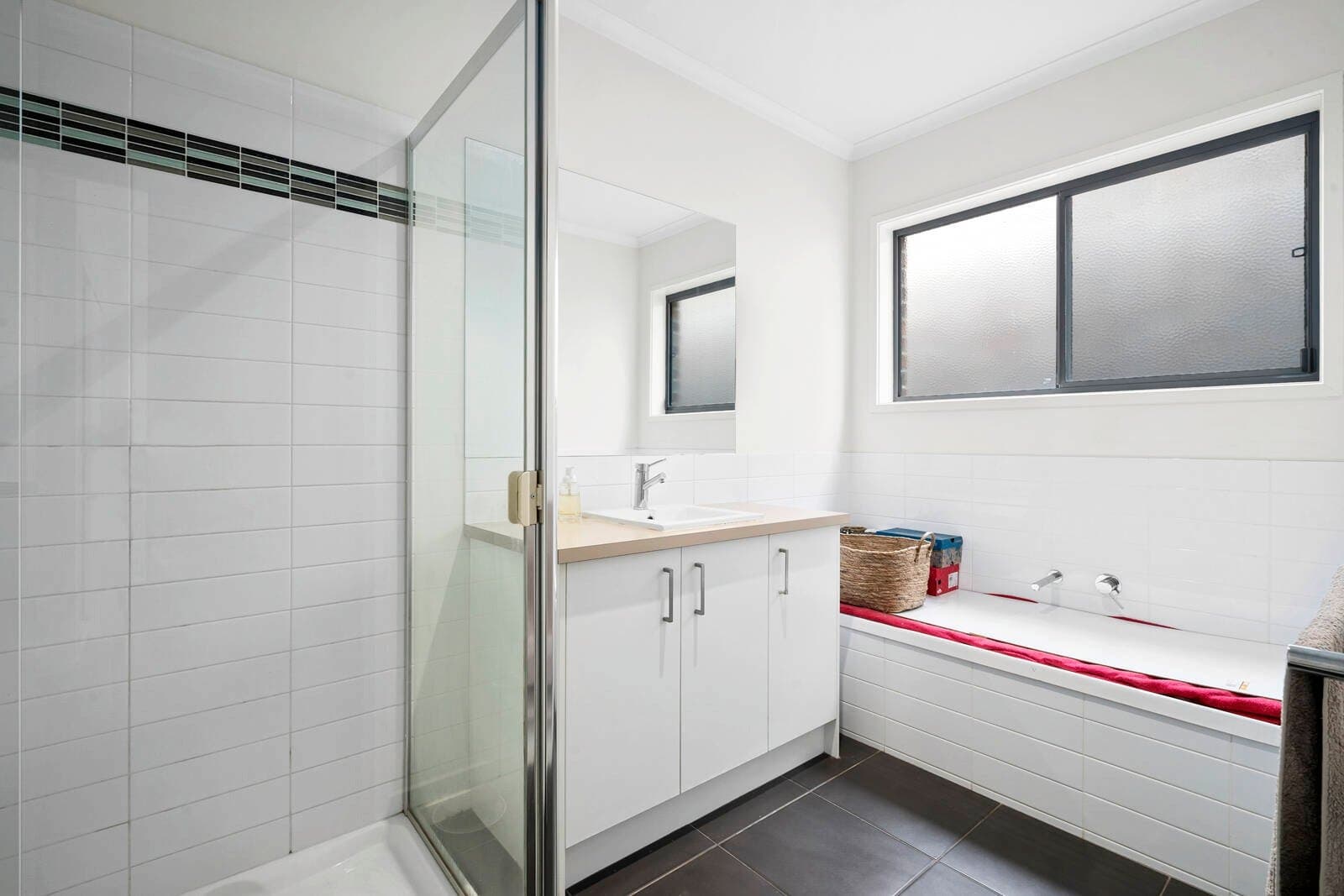 3 / 34 Weeroona Avenue, Hamlyn Heights, VIC, 3215, Hamlyn Heights - Thumbnail 6