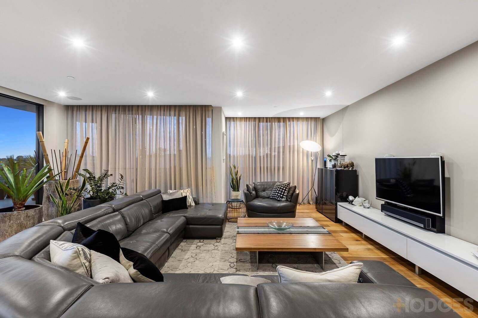 501 / 222 Bay Road, Sandringham, VIC, 3191, Sandringham - Thumbnail 2