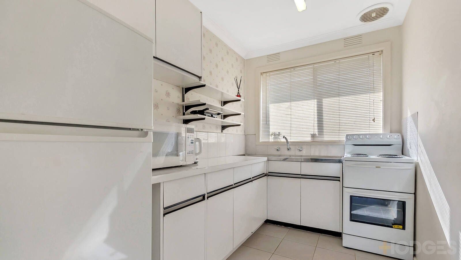 3 / 1-6 Chaprowe Court, Cheltenham, VIC, 3192, Cheltenham - Thumbnail 3