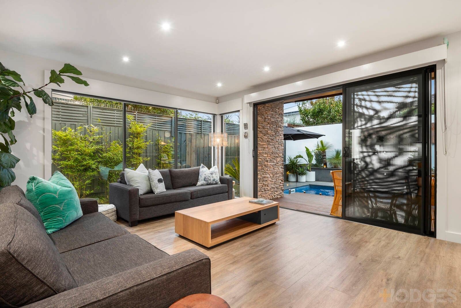 25 Lonsdale Avenue, Hampton East, VIC, 3188, Hampton East - Thumbnail 3