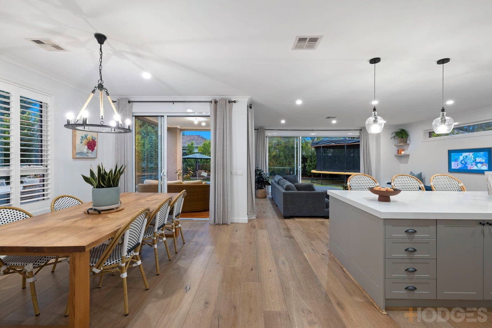 12 Tulip Street, Black Rock, VIC, 3193, Black Rock - Thumbnail 2