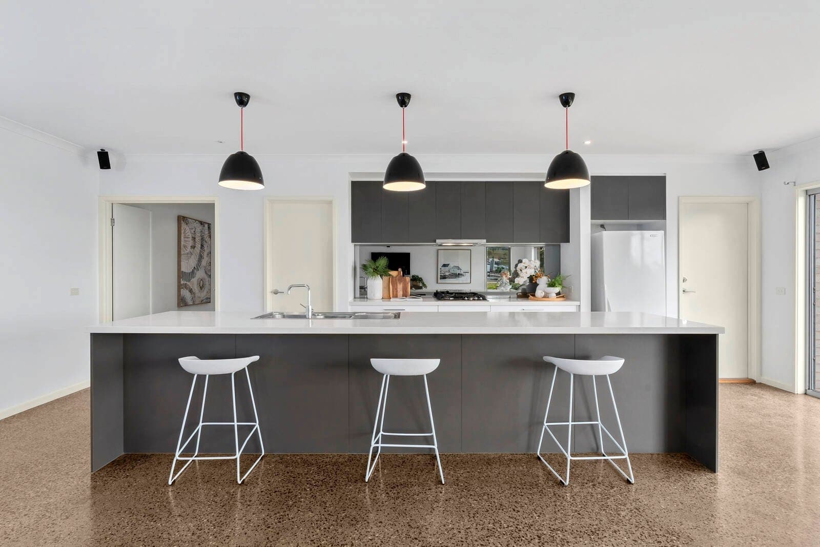 7 Dryden Way, Highton, VIC, 3216, Highton - Thumbnail 2