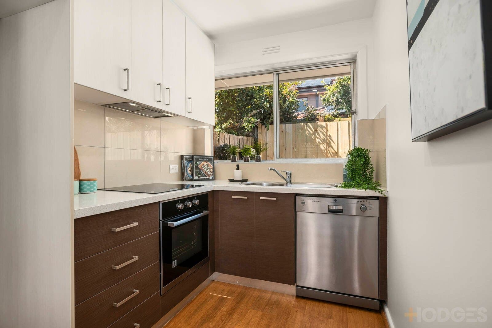 8 / 8-10 Argus Street, Cheltenham, VIC, 3192, Cheltenham - Thumbnail 3