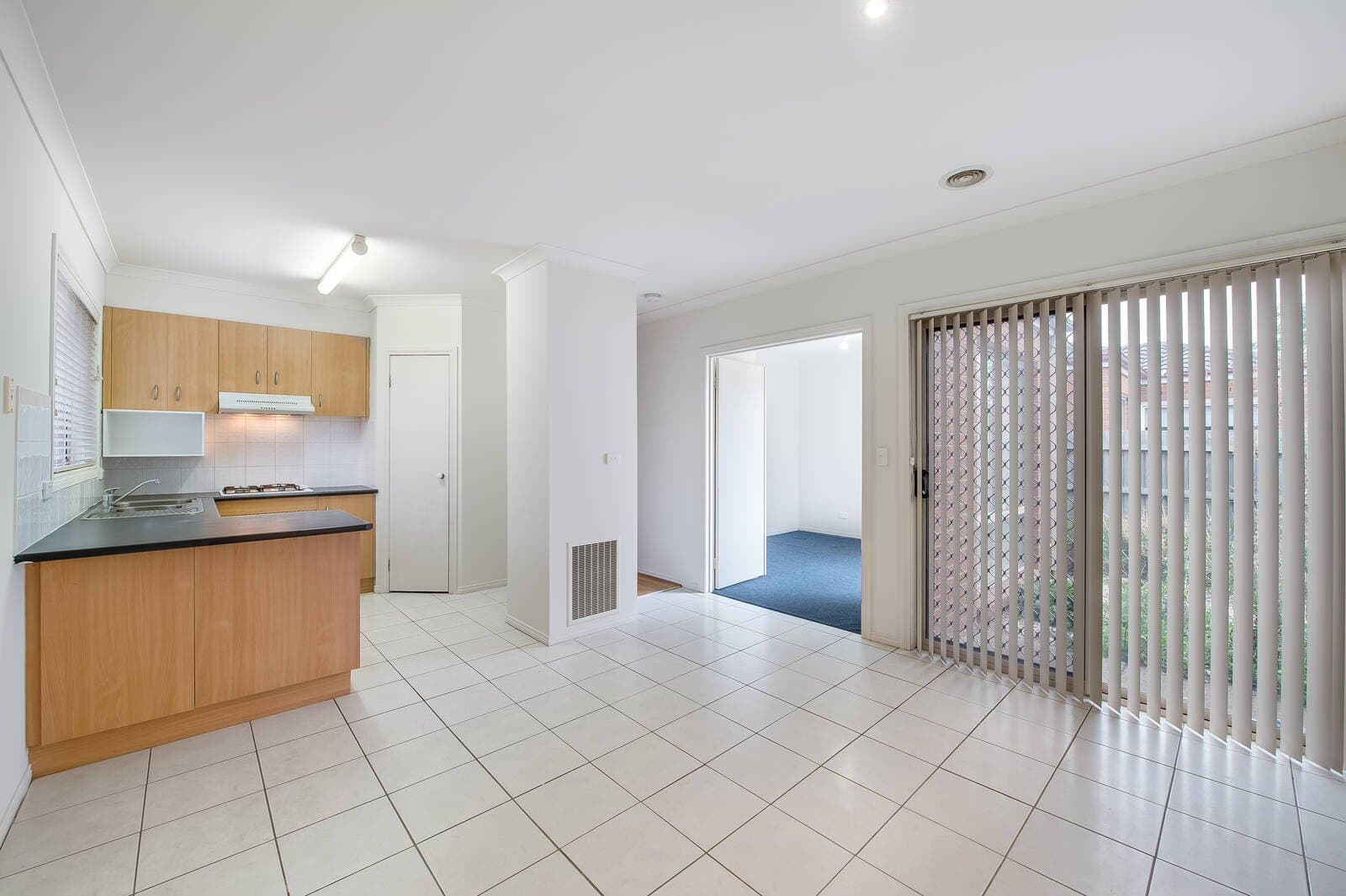 29 Hooker Road, Werribee, VIC, 3030, Werribee - Thumbnail 4