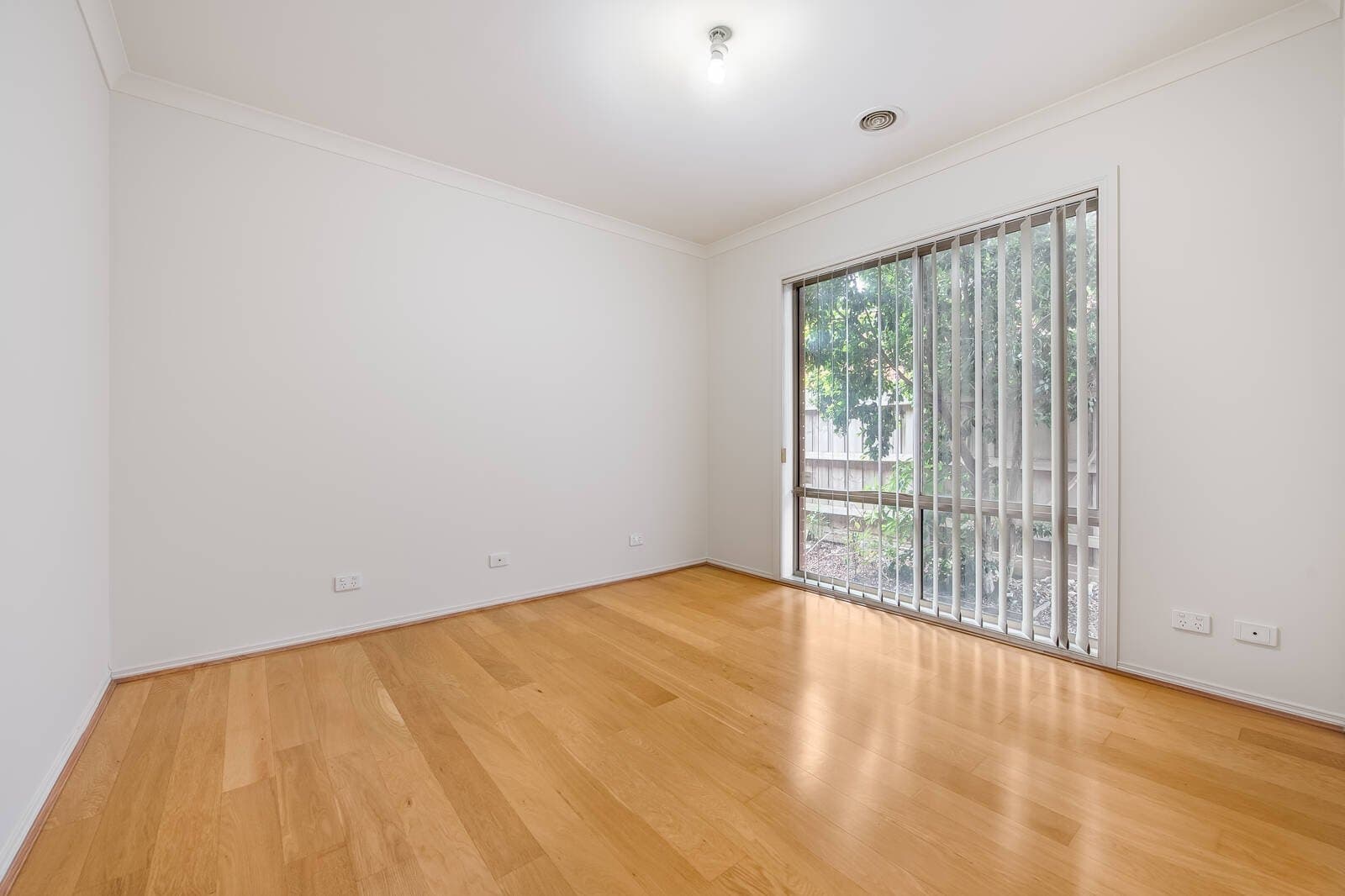 29 Hooker Road, Werribee, VIC, 3030, Werribee - Thumbnail 8