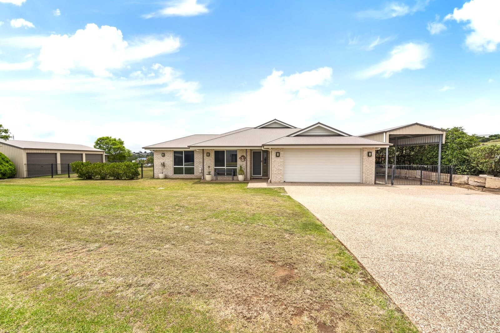 6 Wedgetail Drive Highfields QLD 4352, Highfields - Image 1