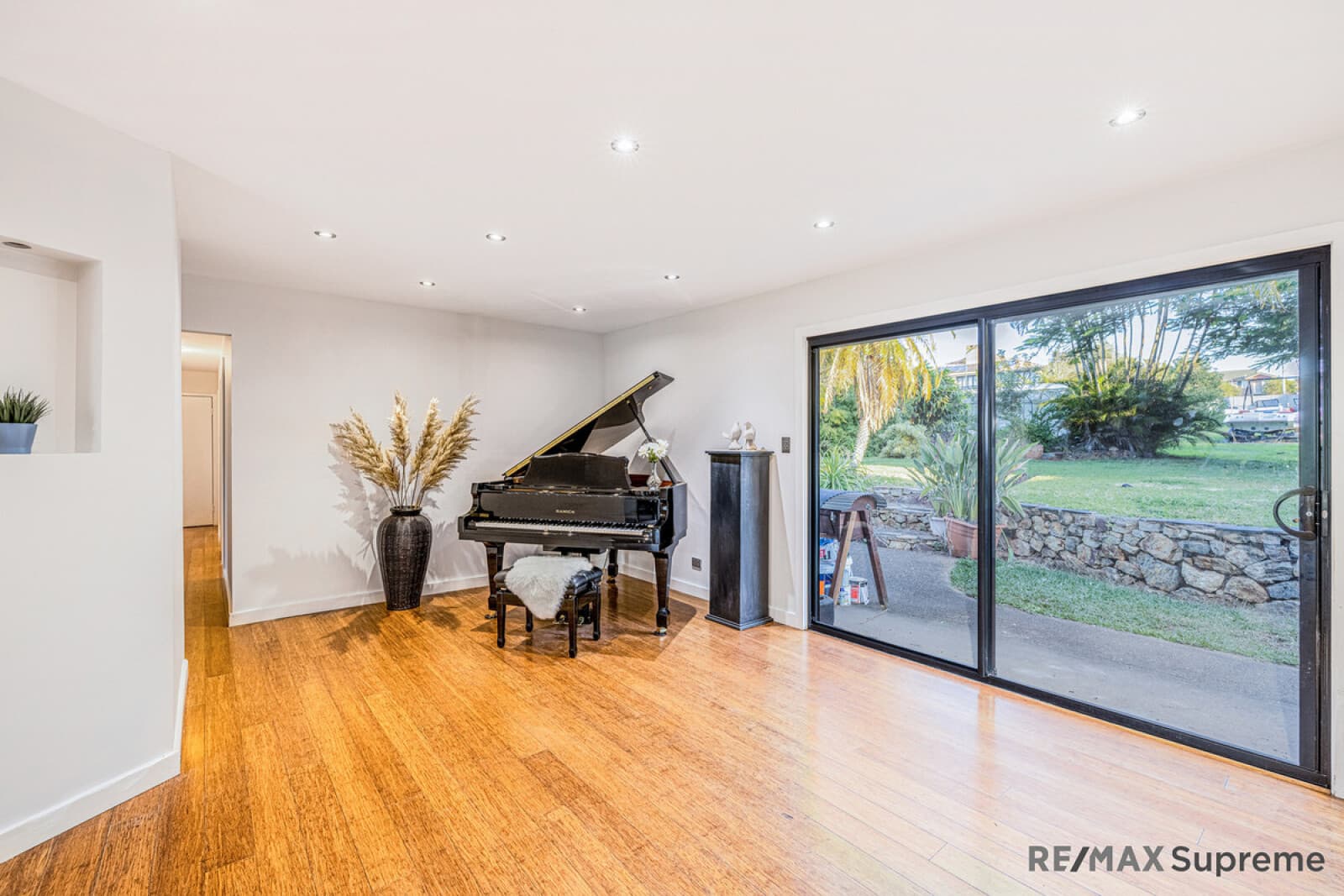 81 Bleasby Road Eight Mile Plains QLD 4113, Eight Mile Plains - Thumbnail 2