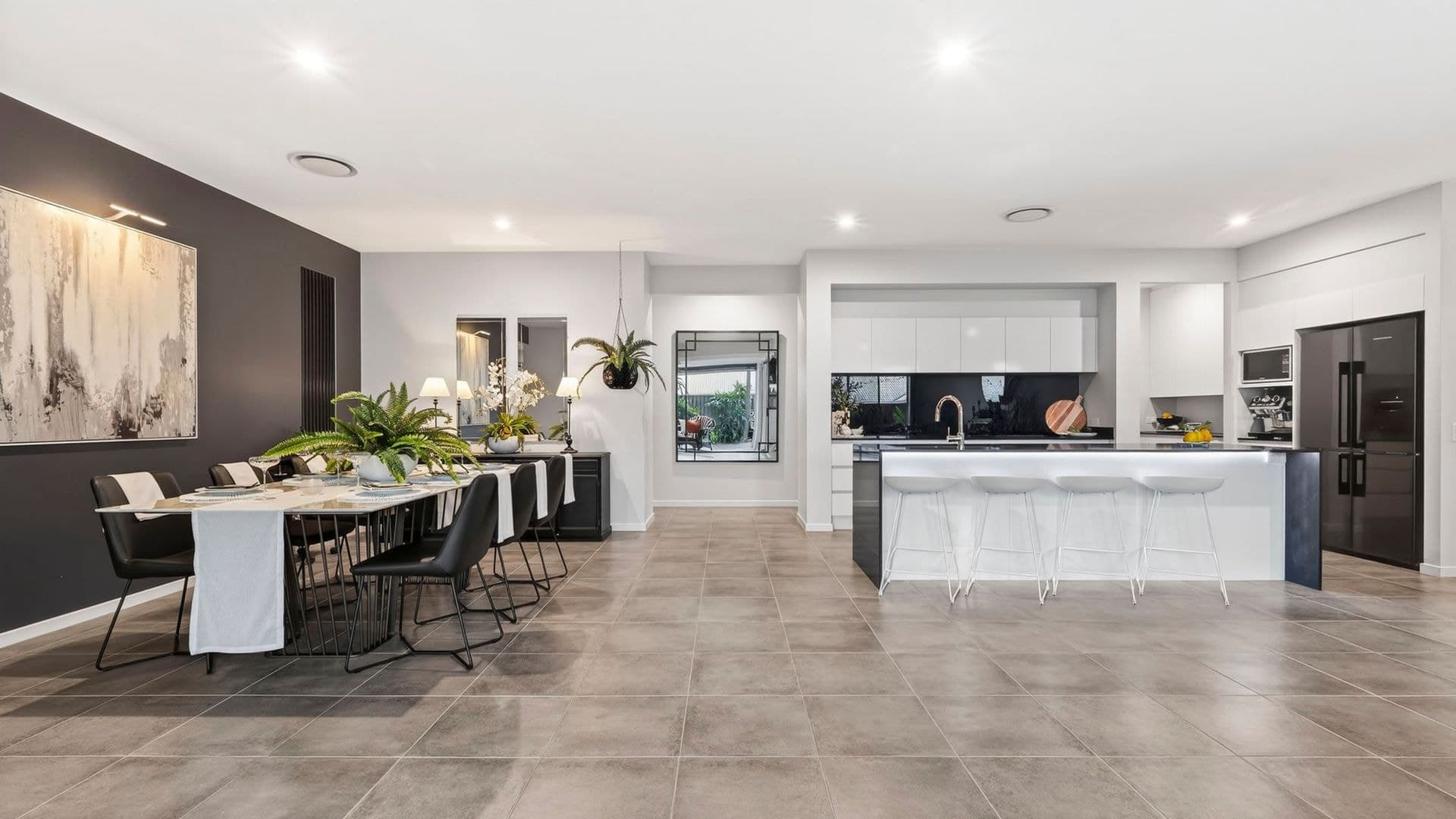 27 Honey Myrtle Road, Noosa Heads, Noosa Heads - Thumbnail 3