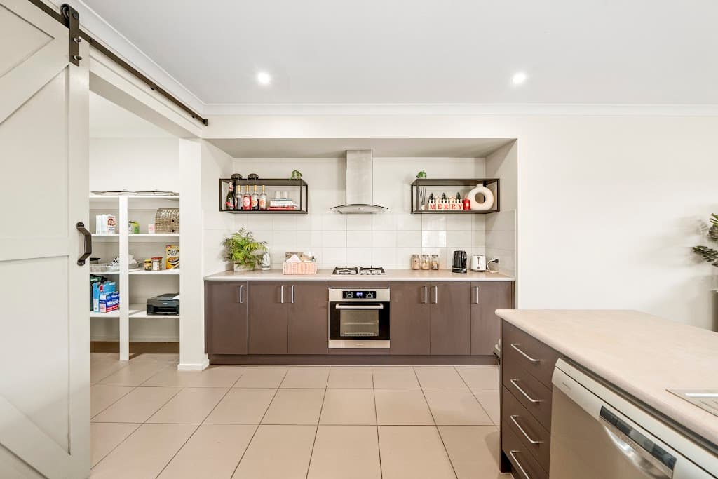 21 Jetty Road, Werribee South, VIC, 3030, Werribee South - Thumbnail 2