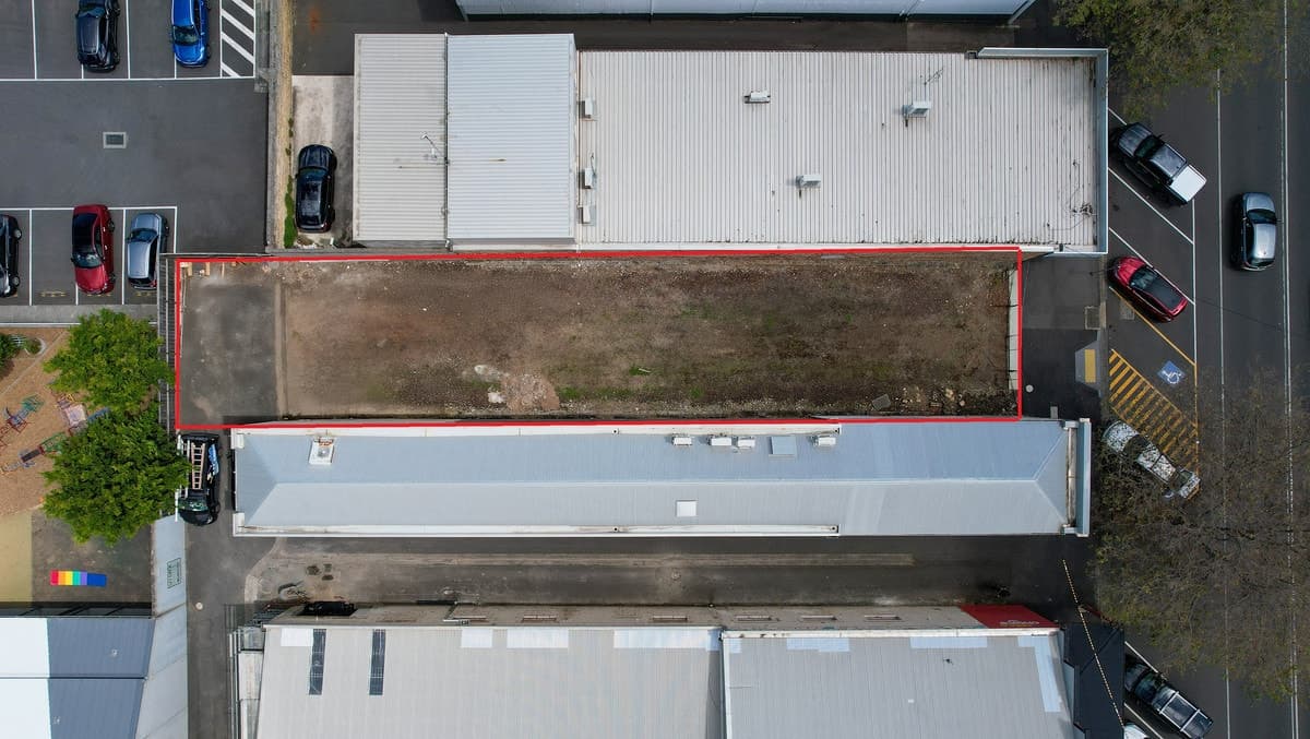 166 Fairy Street, WARRNAMBOOL VIC 3280, Warrnambool - Thumbnail 2