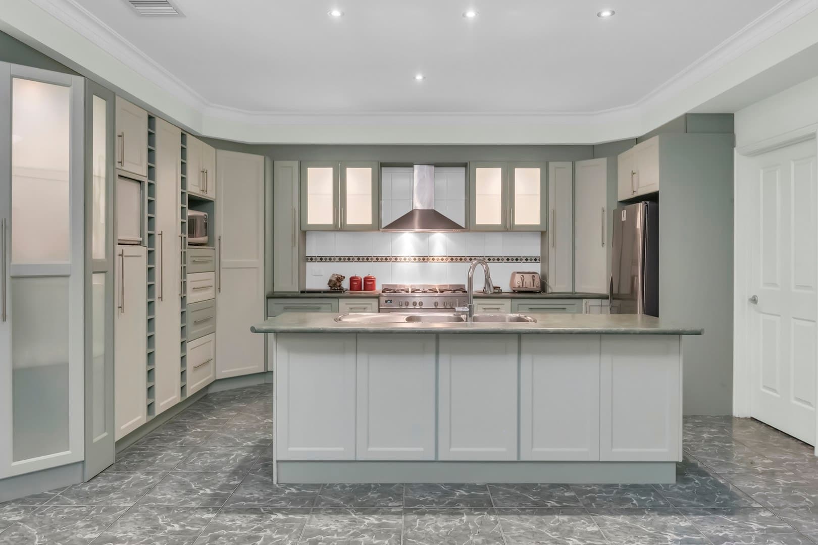 7 Orlando Drive, Roxburgh Park, VIC 3064, Roxburgh Park - Thumbnail 4