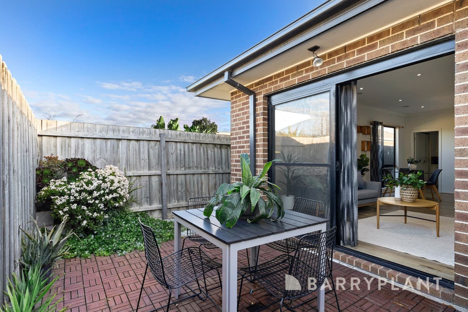 15 Hexham Street, Ardeer, VIC 3022, Ardeer - Thumbnail 2