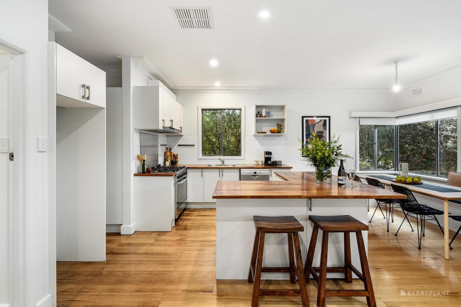 208 Lower Plenty Road, Rosanna, VIC 3084, Rosanna - Thumbnail 4