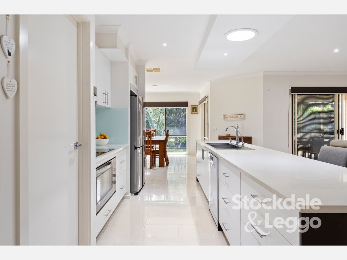 8 Tupong Place, Rosebud VIC 3939, Rosebud - Thumbnail 3