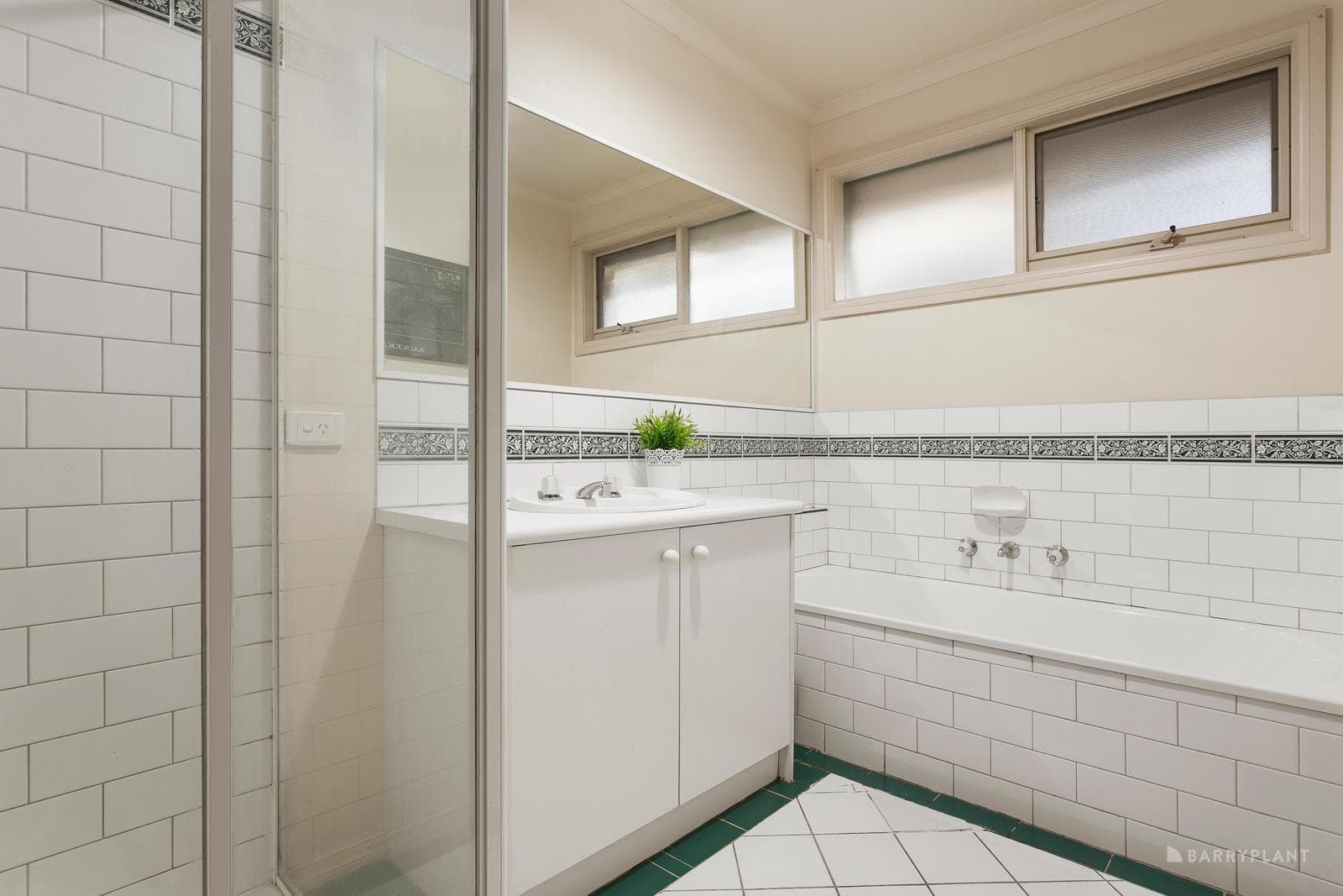 42 Bartram Rise, Viewbank, VIC 3084, Viewbank - Thumbnail 2
