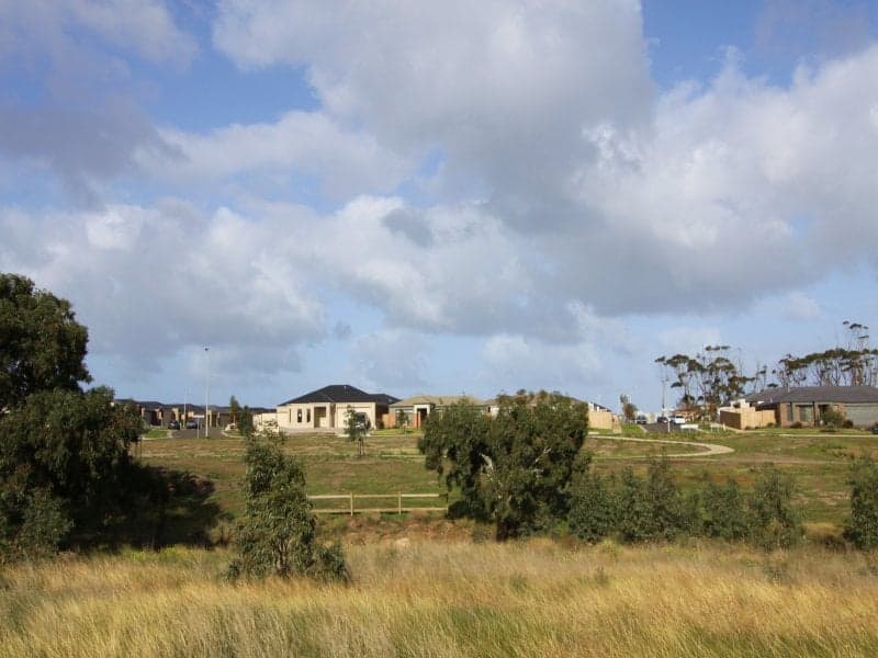 1/3 Elizabeth Street, Doncaster East, VIC, Wyndham Vale - Thumbnail 4