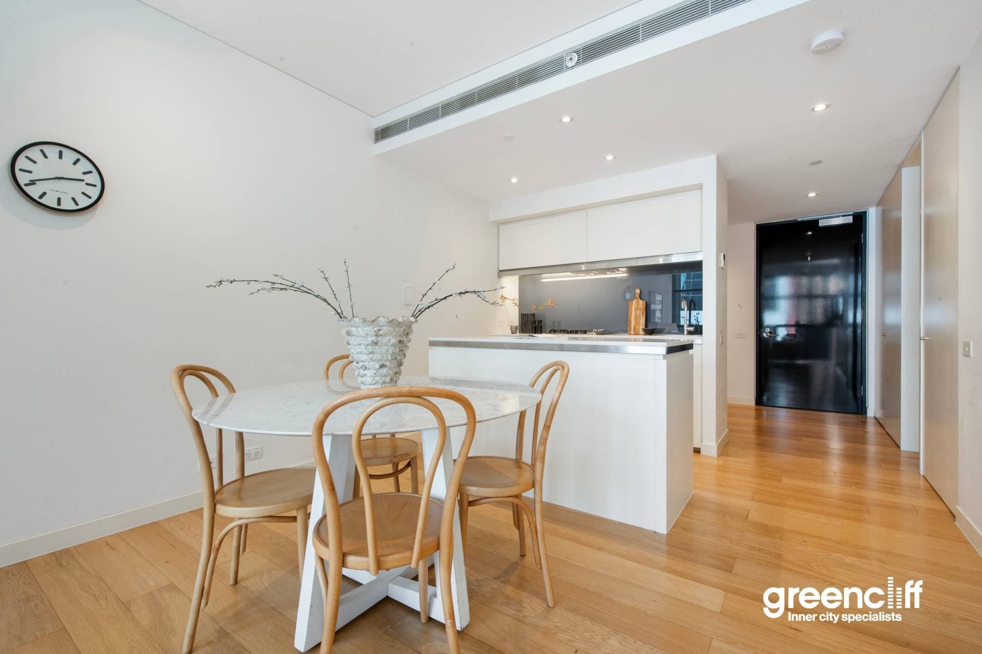 2207, 101 Bathurst St, Botany - Image 1