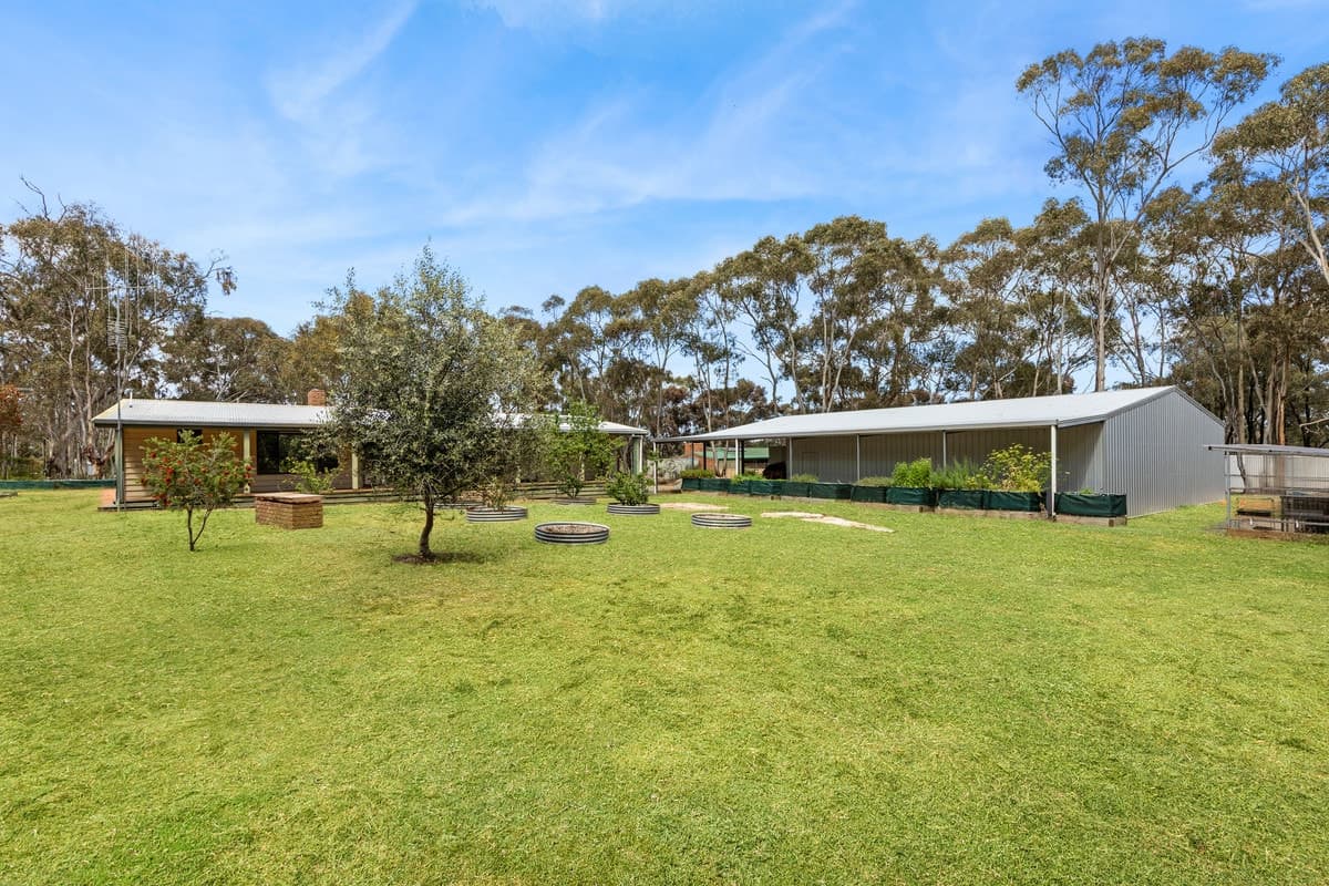 66 Reef Street, Wedderburn VIC 3518, Wedderburn - Thumbnail 2