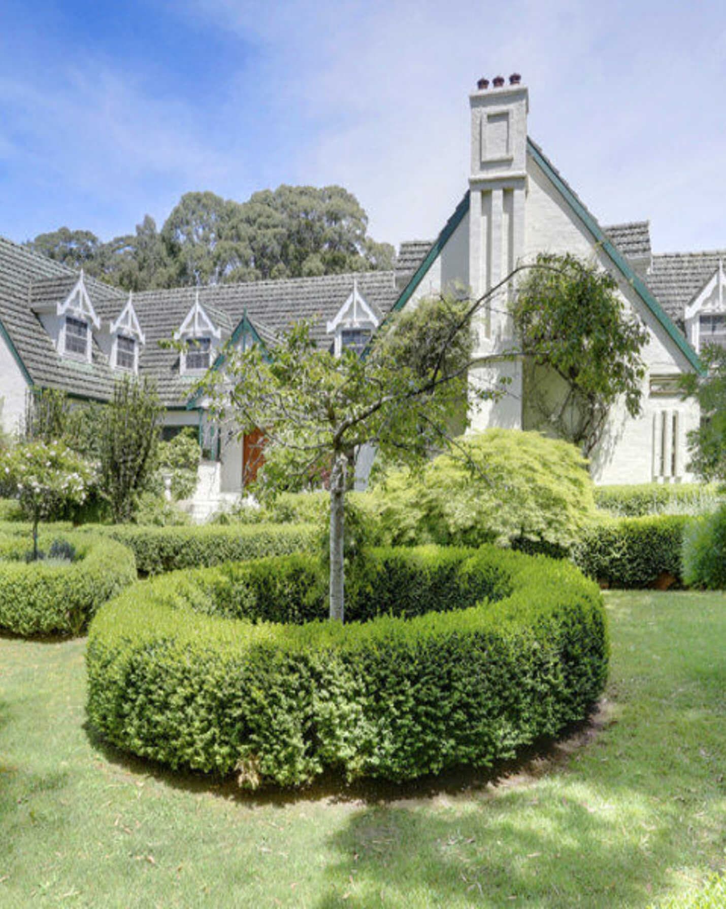 377 Ellsmore Road Exeter, Exeter - Image 1