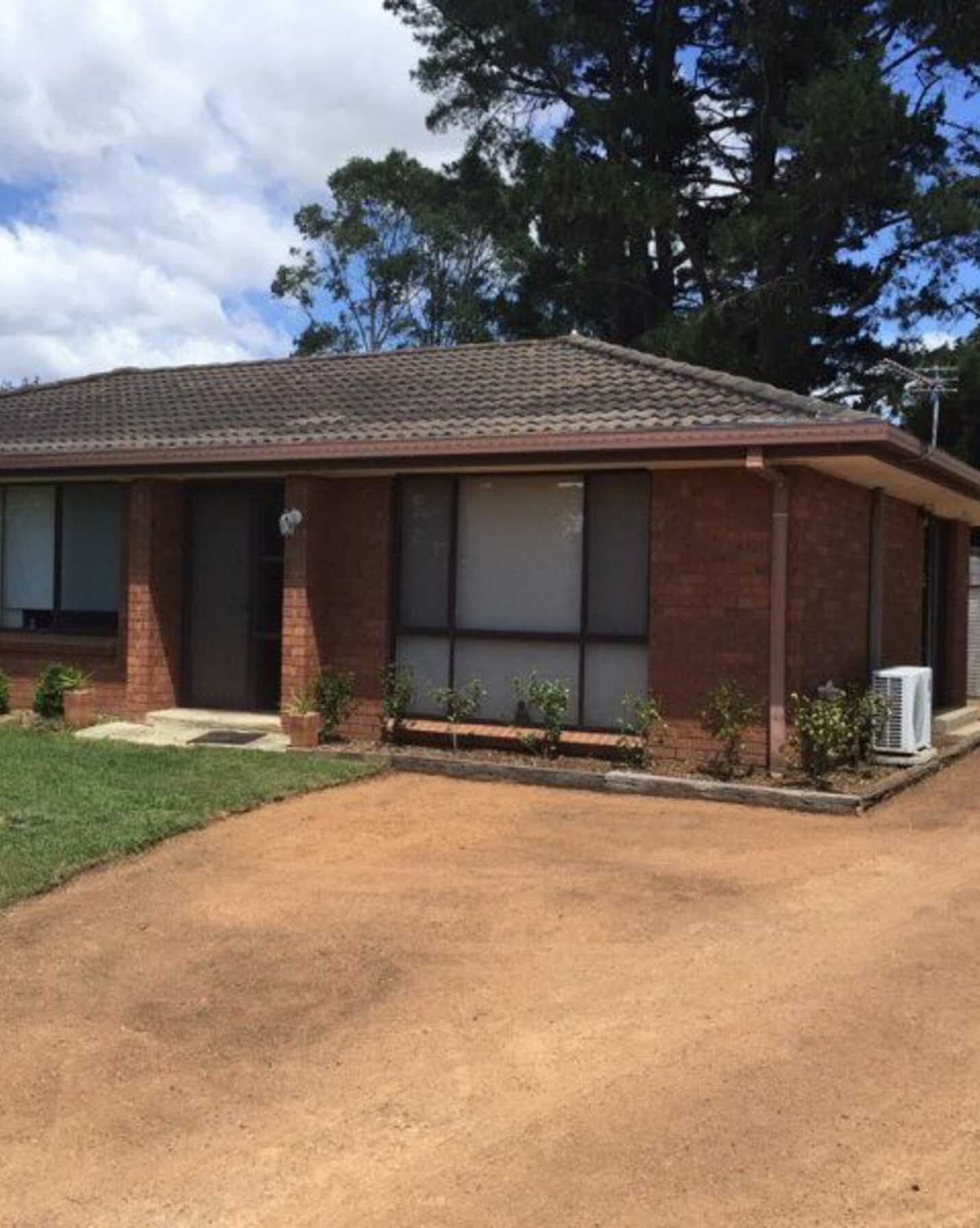 9 Cherry Tree Close Moss Vale, Moss Vale - Image 1