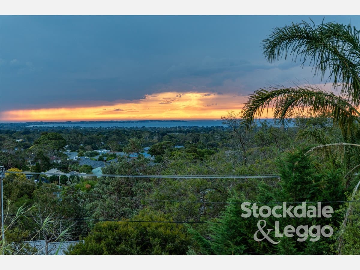 27 Goolgowie Street, Rosebud VIC 3939, Rosebud - Thumbnail 2
