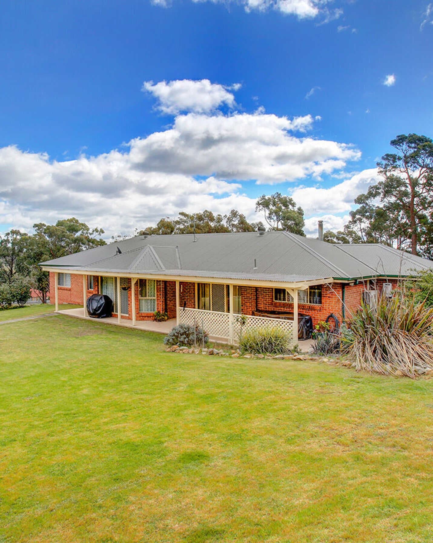 10 Stringy Bark Avenue Tallong, Tallong - Image 1
