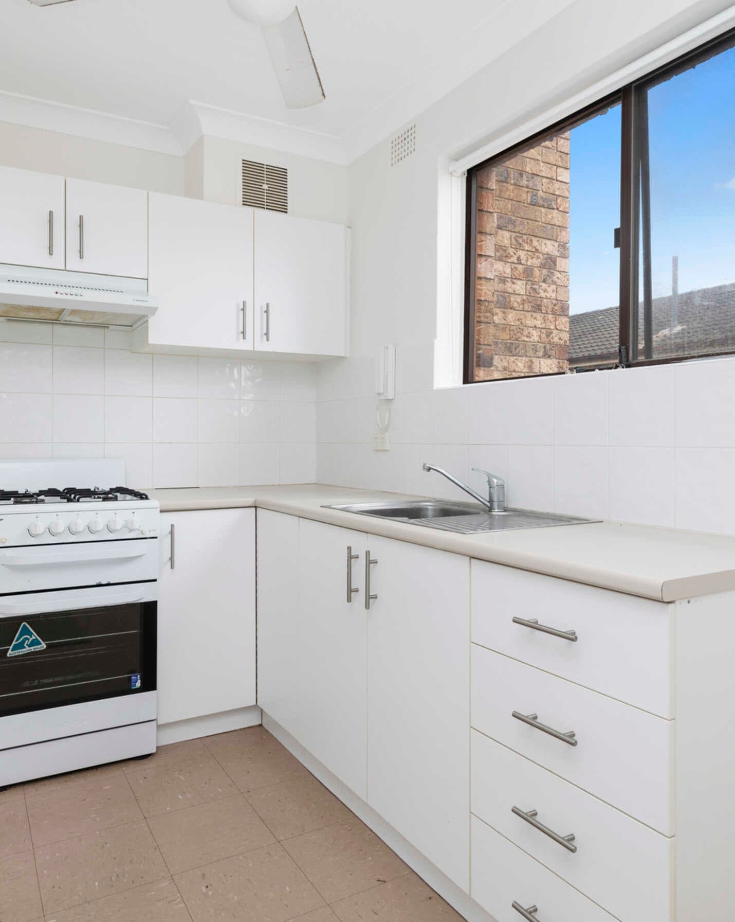 9/9 Curzon Street Ryde, Ryde - Thumbnail 2